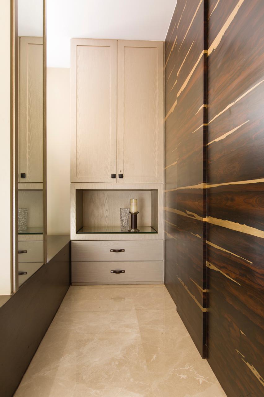 4 BHK Apartment for Sale in 15th Road Mumbai