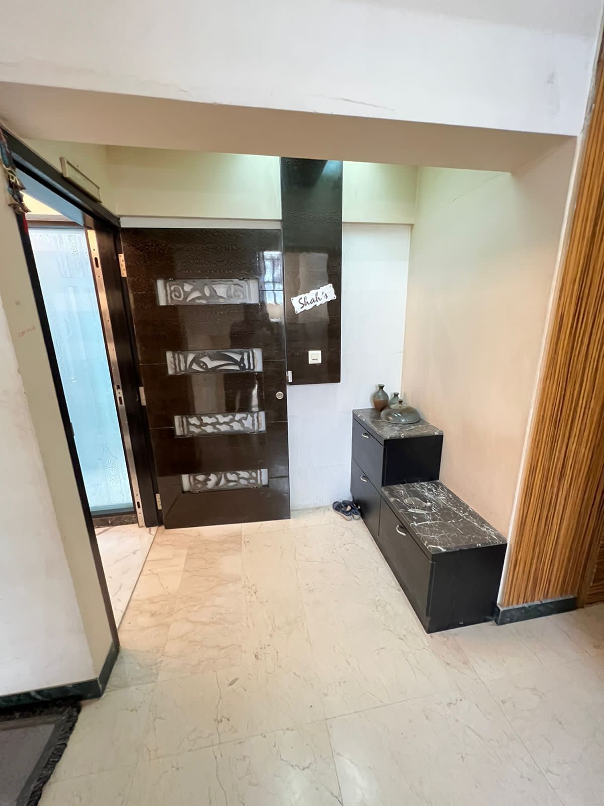 4 BHK Apartment for Rent in Khar West Mumbai