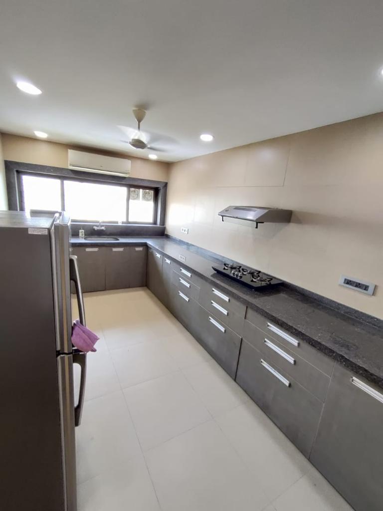 3 BHK Apartment for Sale in Bandra West Mumbai