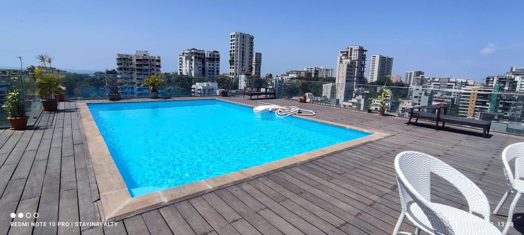 4 BHK Apartment for Rent in Khar West Mumbai
