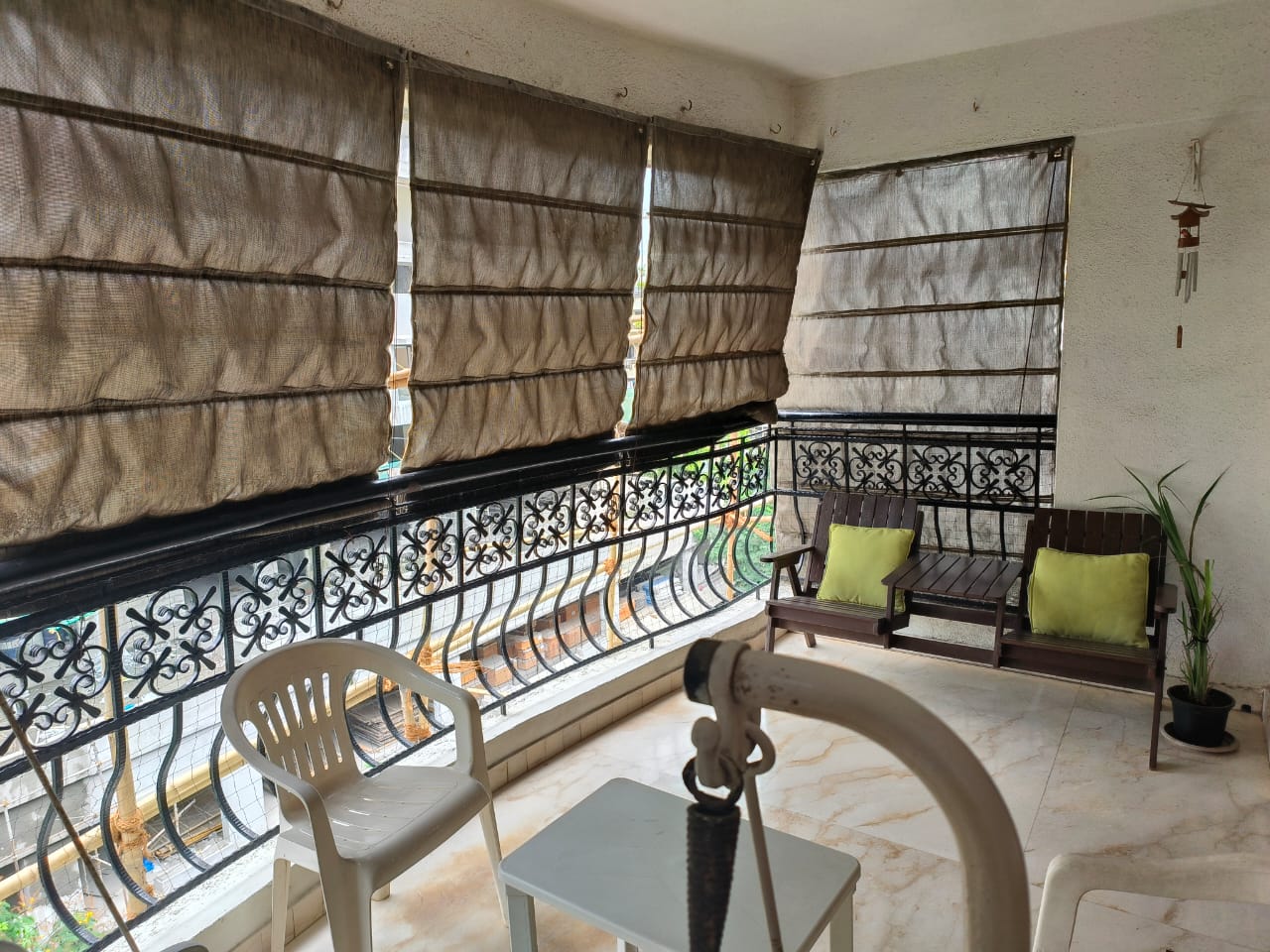 4 BHK Apartment for Sale in 16th Road Mumbai