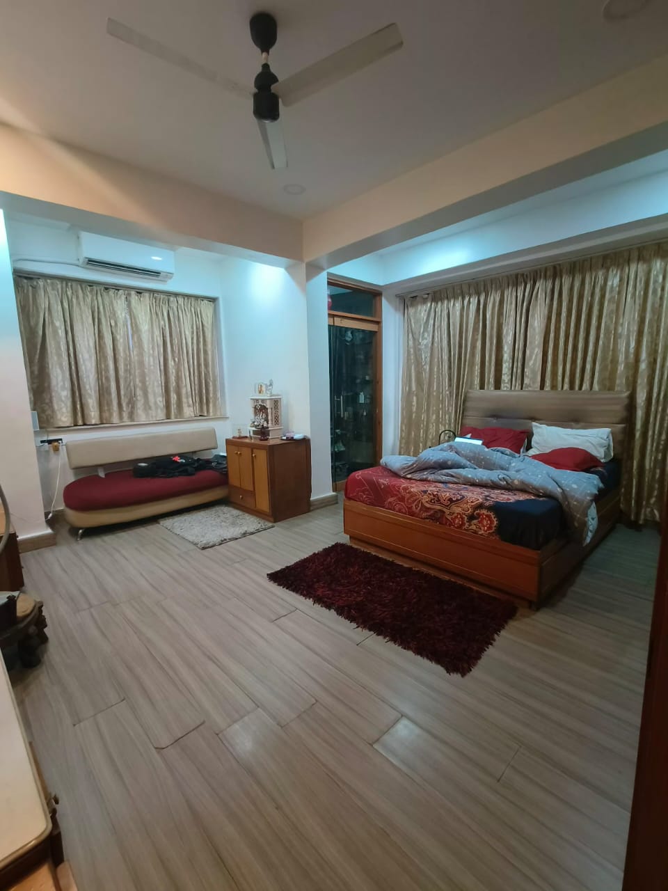 1 BHK Apartment for Sale in Bandra West Mumbai