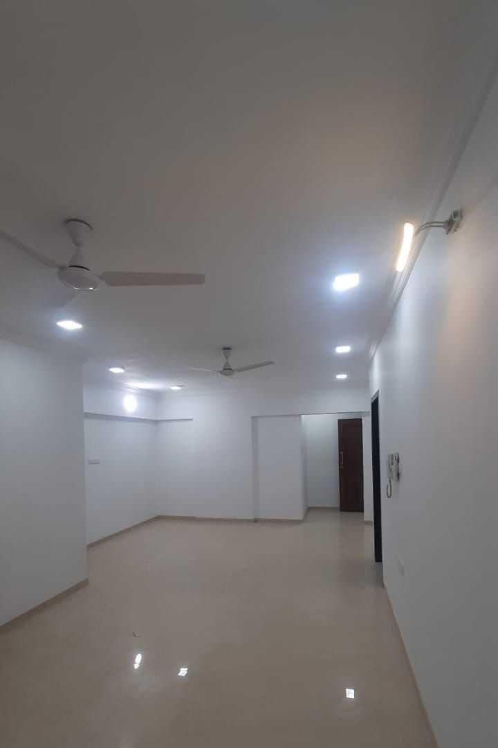 3 BHK Apartment for Rent in Gulmohar Cross rd no.9 Mumbai