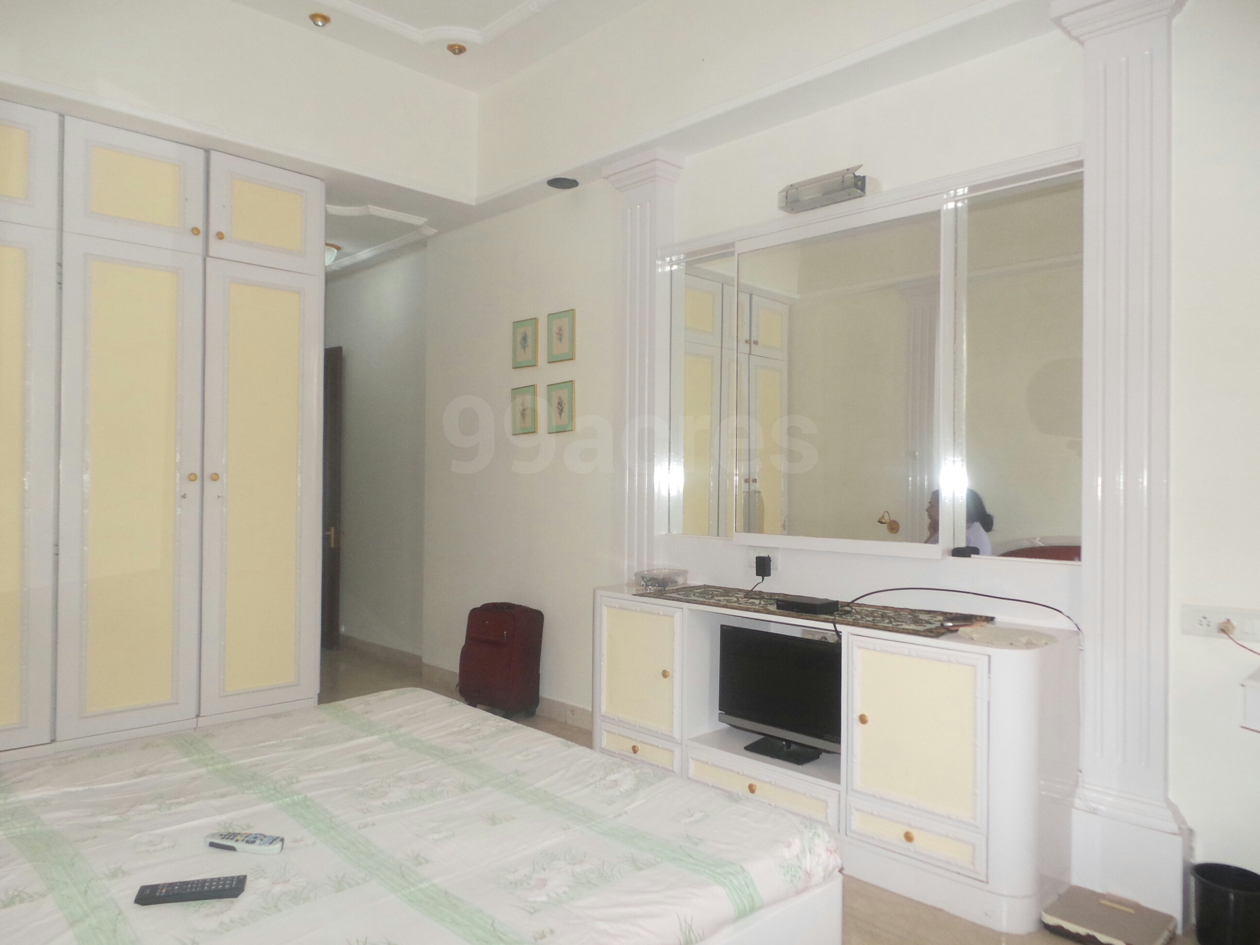 5 BHK Apartment for Sale in Bandra West Mumbai