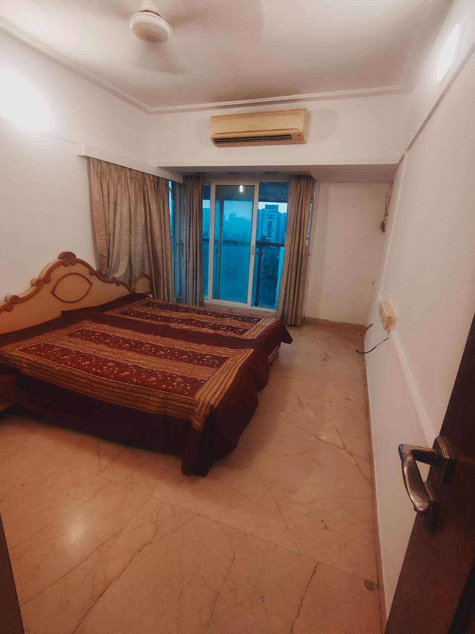 5 BHK Apartment for Sale in Bandra West Mumbai