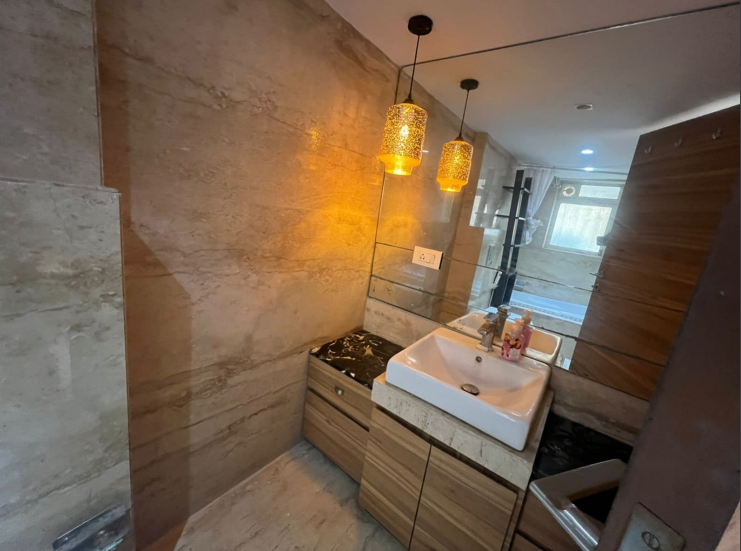 3 BHK Apartment for Rent in Bandra West Mumbai