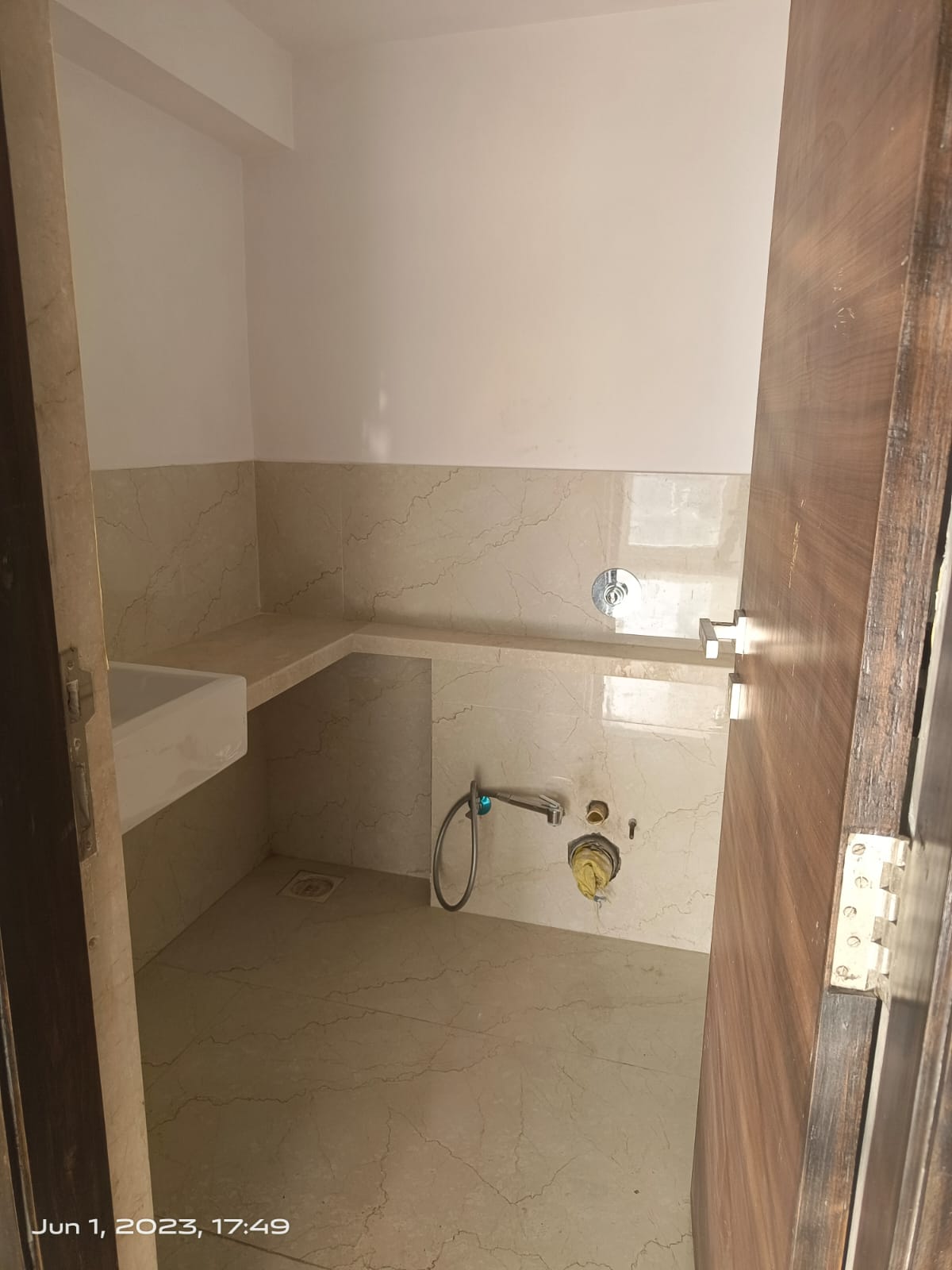 3 BHK Apartment for Sale in Khar West Mumbai