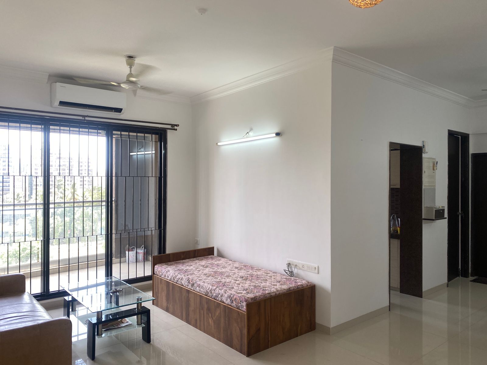 3 BHK Apartment for Rent in Bandra East Mumbai