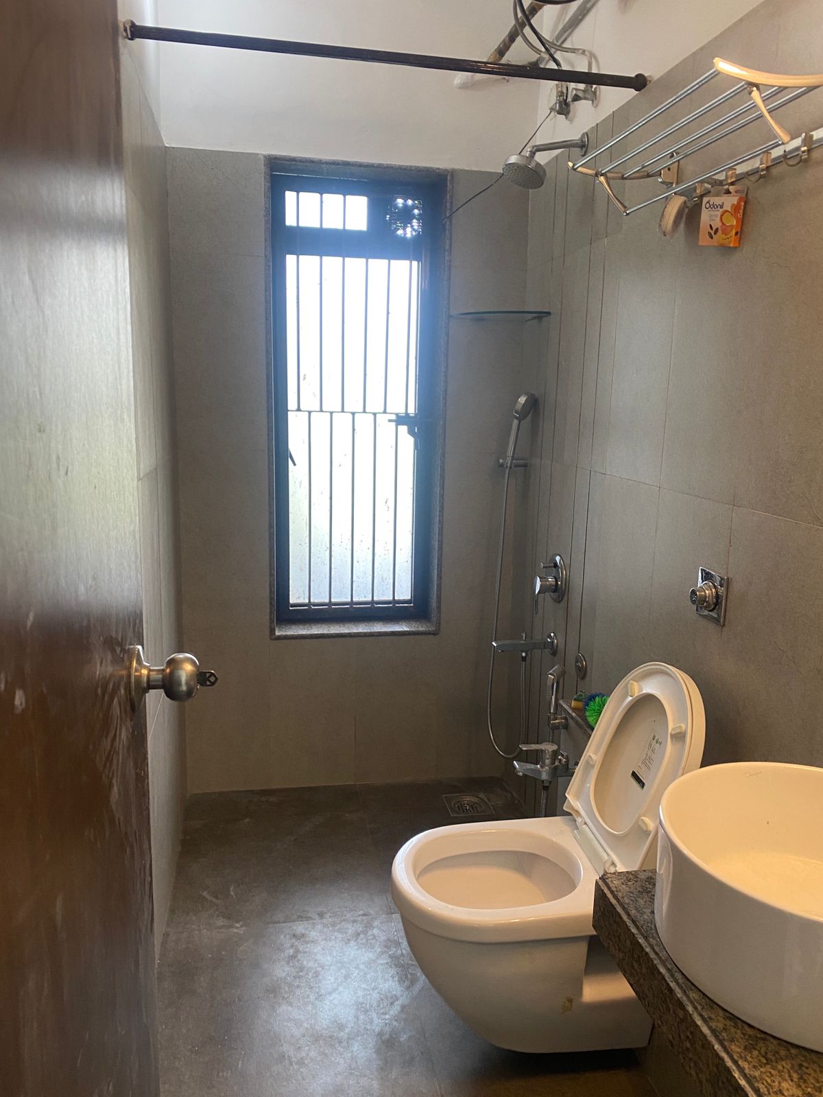 3 BHK Apartment for Rent in Bandra East Mumbai