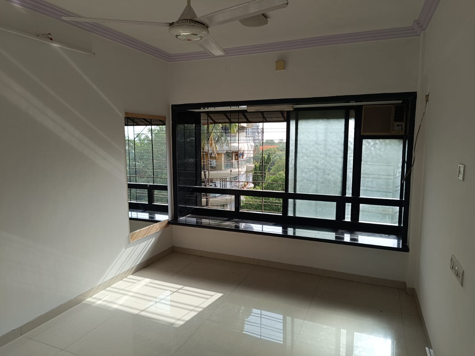 2 BHK Apartment for Rent in Tagore Road Mumbai