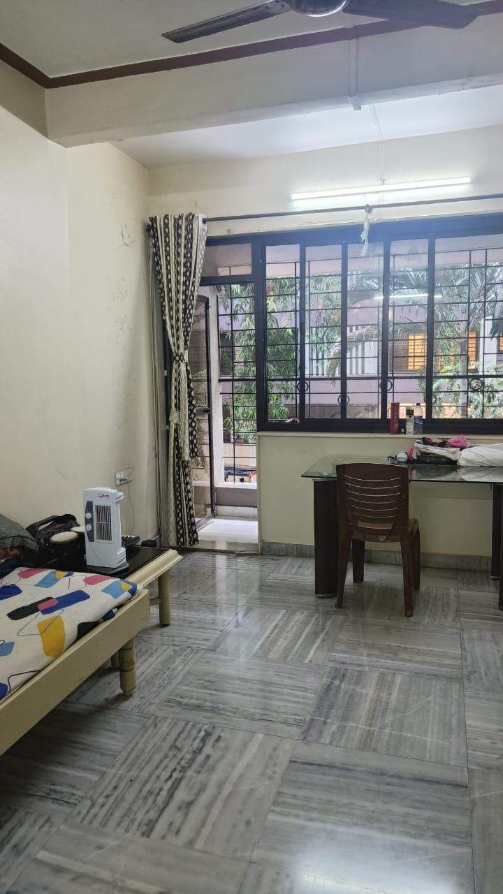 2 BHK Apartment for Sale in North Avenue Road Mumbai