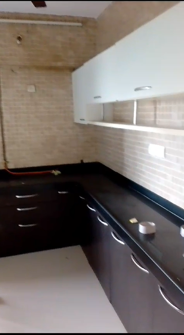 2 BHK Apartment for Sale in Veera Desai Road Mumbai