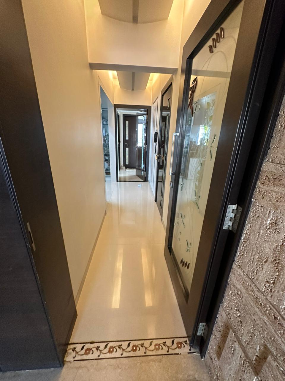3 BHK Apartment for Rent in Almeida park Mumbai
