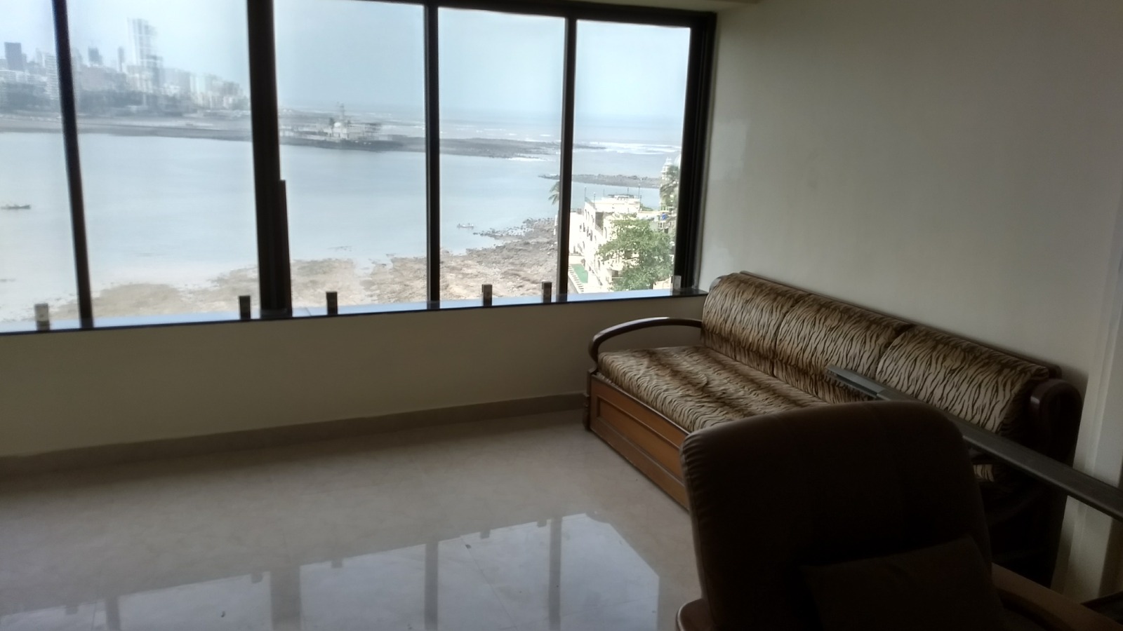 2 BHK Apartment for Rent in Worli Mumbai