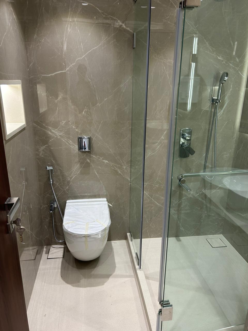 3 BHK Apartment for Rent in Khar West Mumbai
