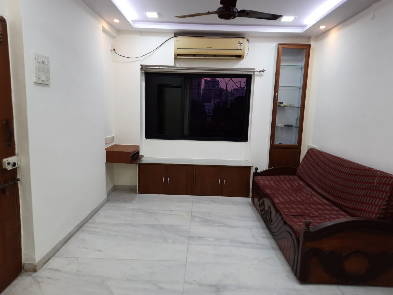 1 BHK Apartment for Rent in Bandra West Mumbai