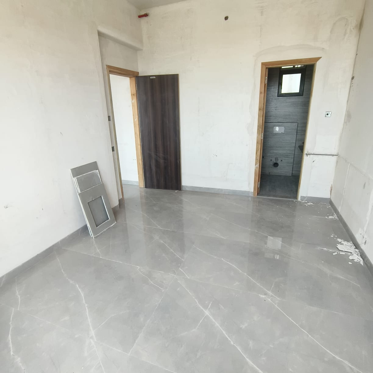 3 BHK Apartment for Rent in Almeida park Mumbai