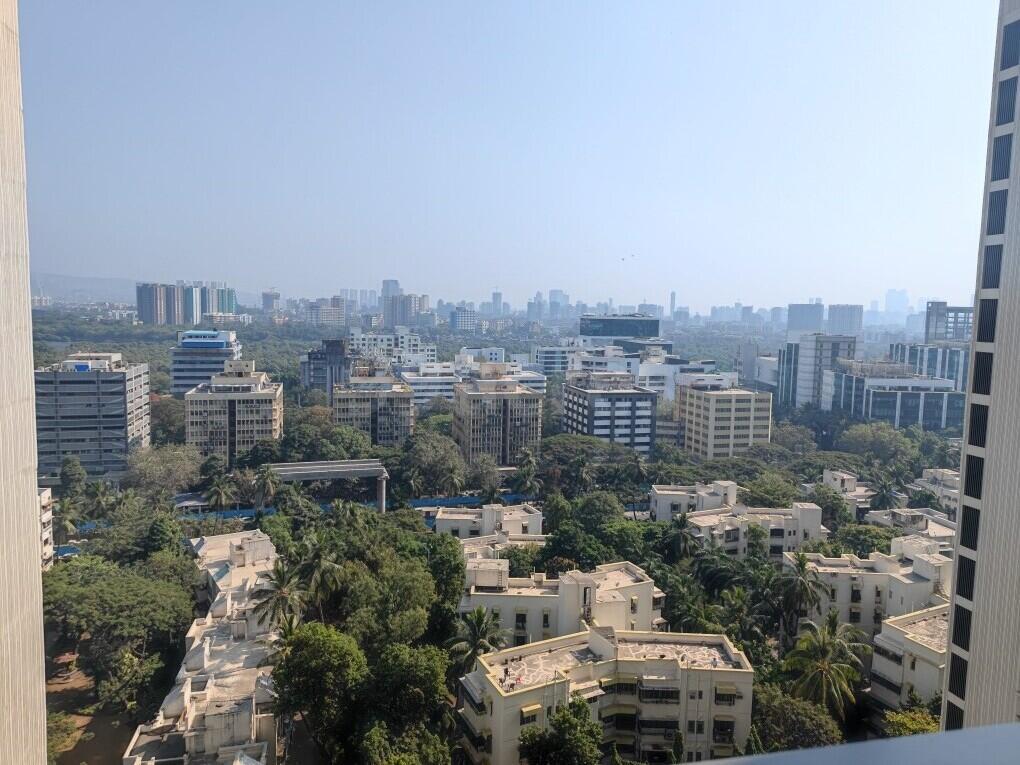 3 BHK Apartment for Rent in Bandra East Mumbai