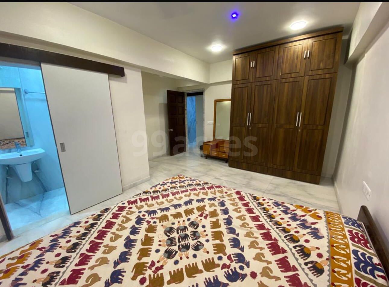 2 BHK Apartment for Sale in Gandhigram Road Mumbai
