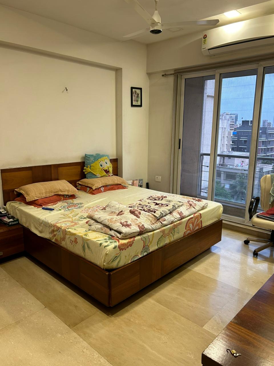 3 BHK Apartment for Sale in Khar West Mumbai