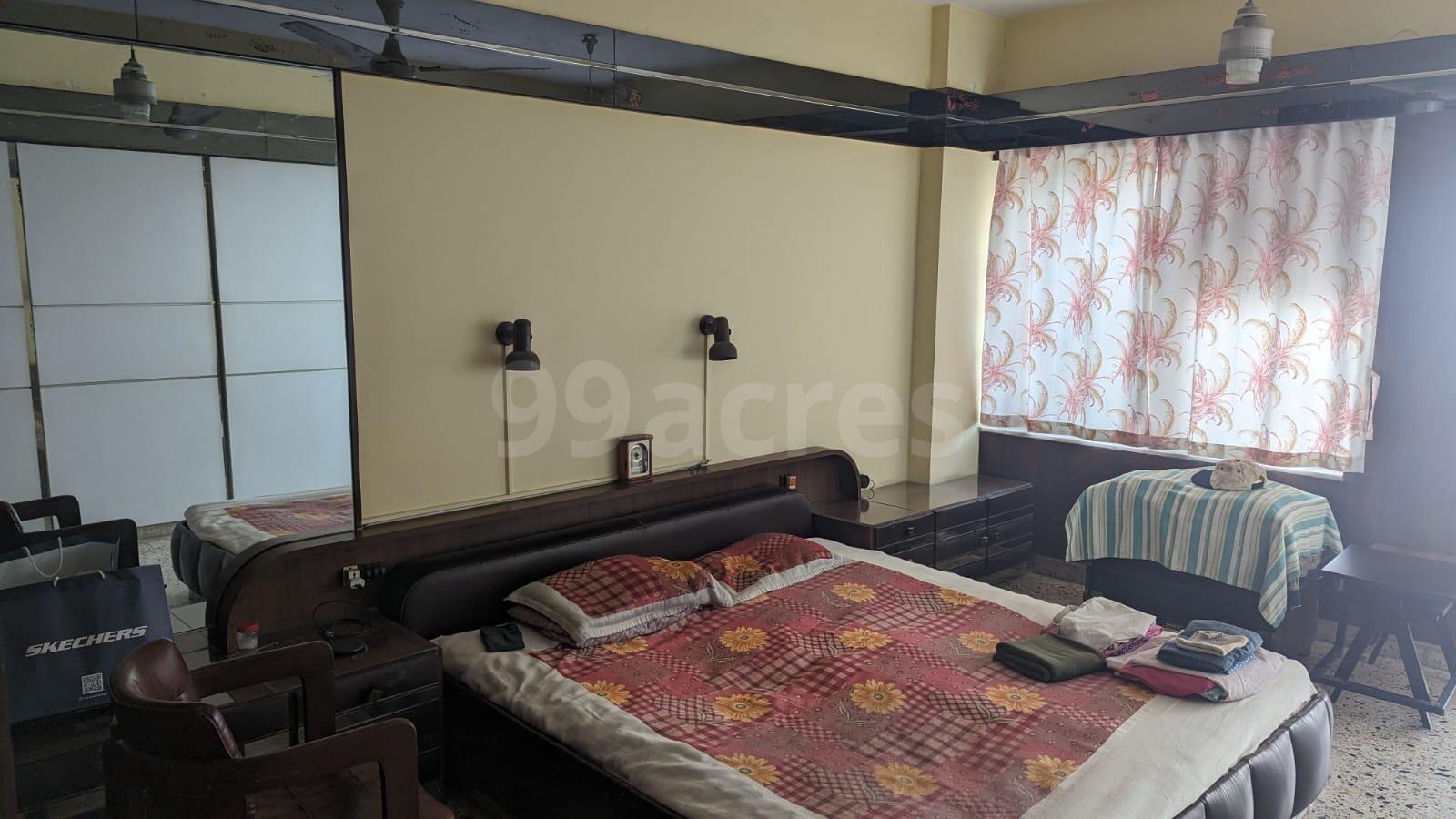 3 BHK Apartment for Sale in Juhu Mumbai