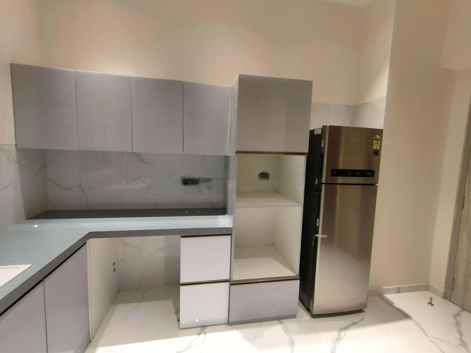 4 BHK Apartment for Sale in Andheri West Mumbai