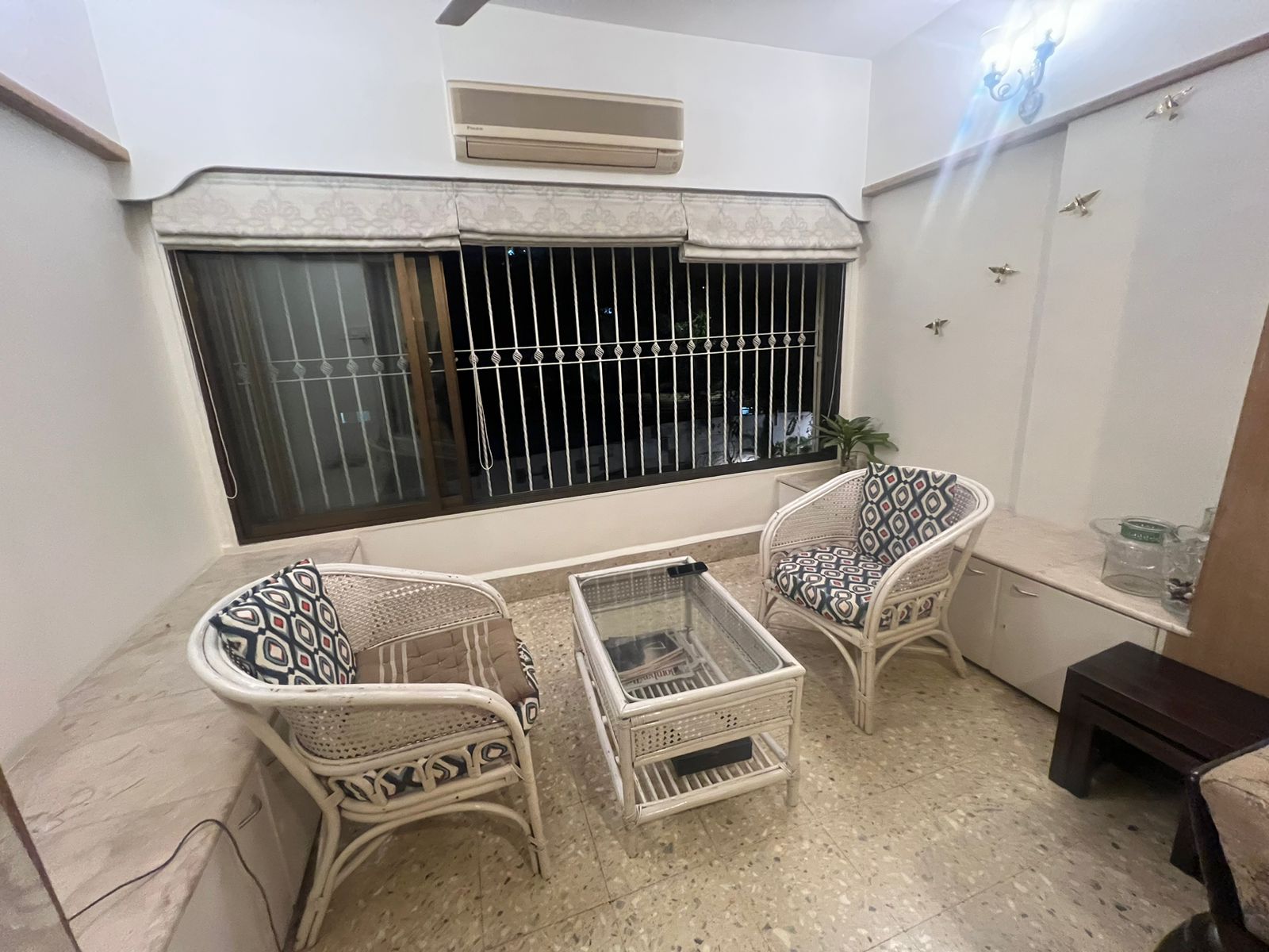3 BHK Apartment for Rent in Pali Hill Mumbai