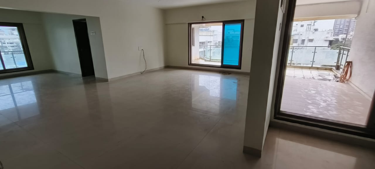 4 BHK Apartment for Rent in Bandra West Mumbai
