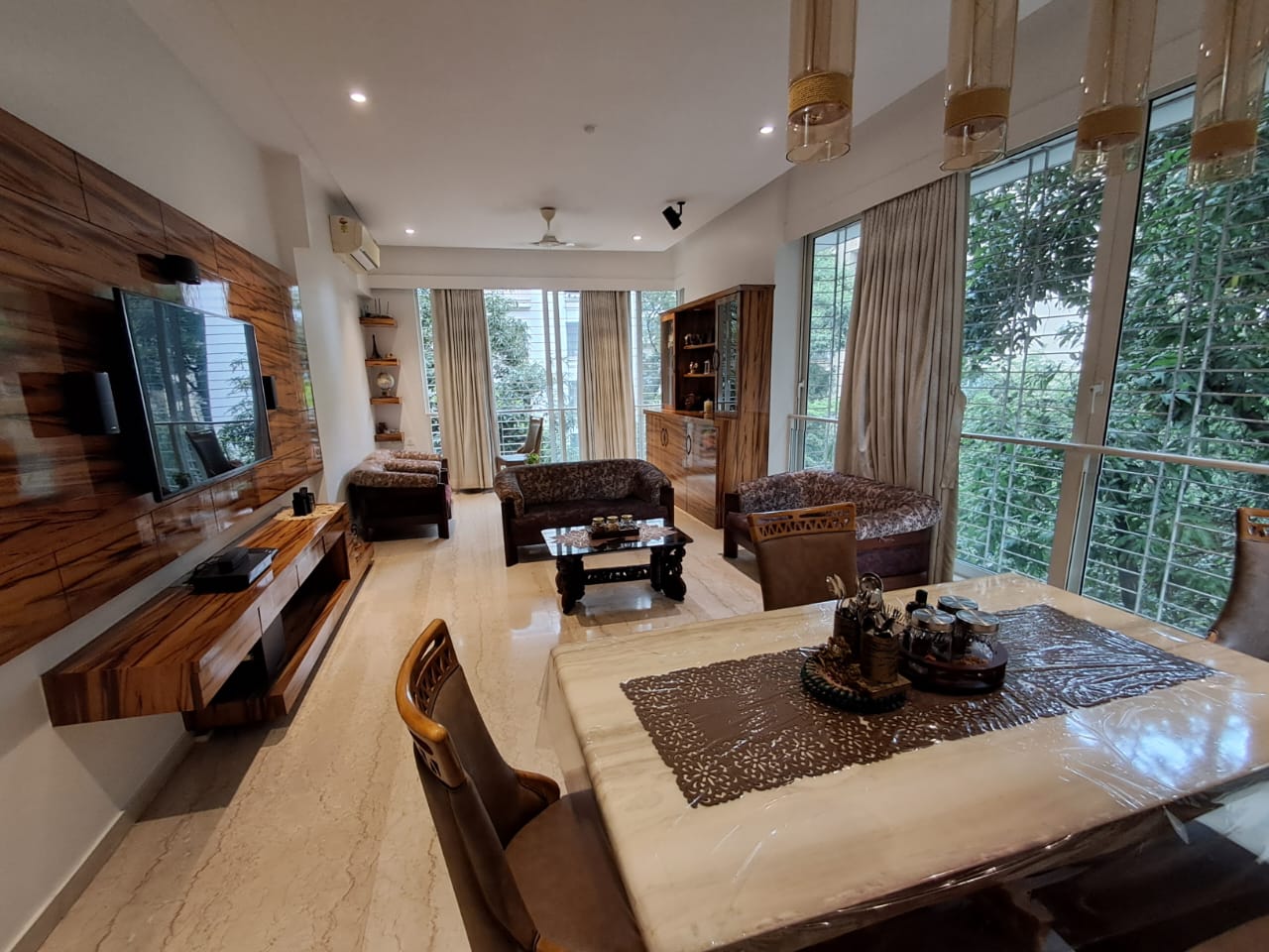 4 BHK Apartment for Sale in 9 Road Mumbai