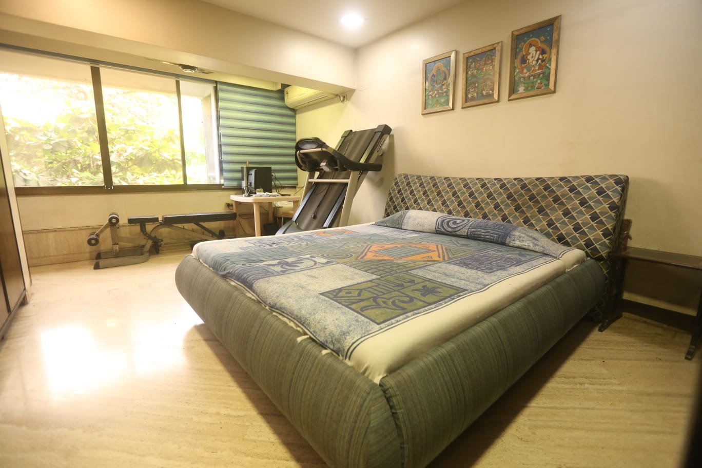 4 BHK Apartment for Sale in Juhu Mumbai