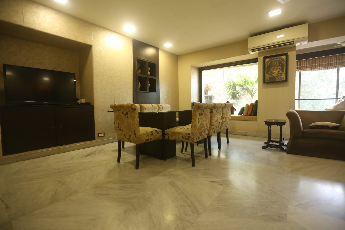 4 BHK Apartment for Sale in Juhu Mumbai