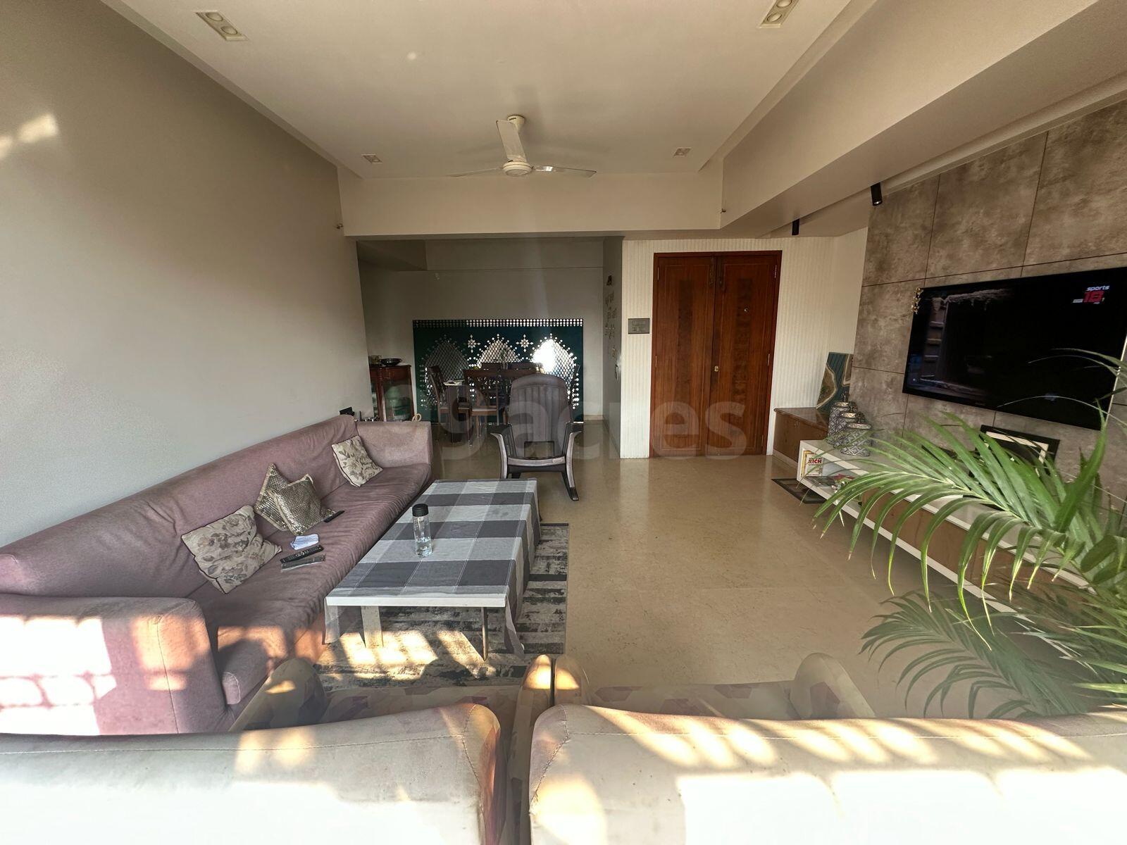 2 BHK Apartment for Sale in N S Road no.2 Mumbai