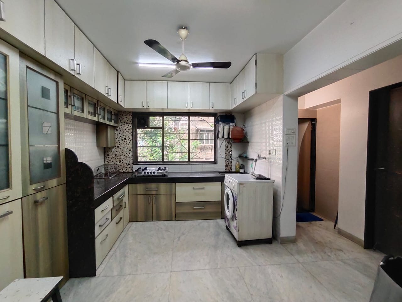 2 BHK Apartment for Rent in Shahid Bhagat Singh Road Mumbai