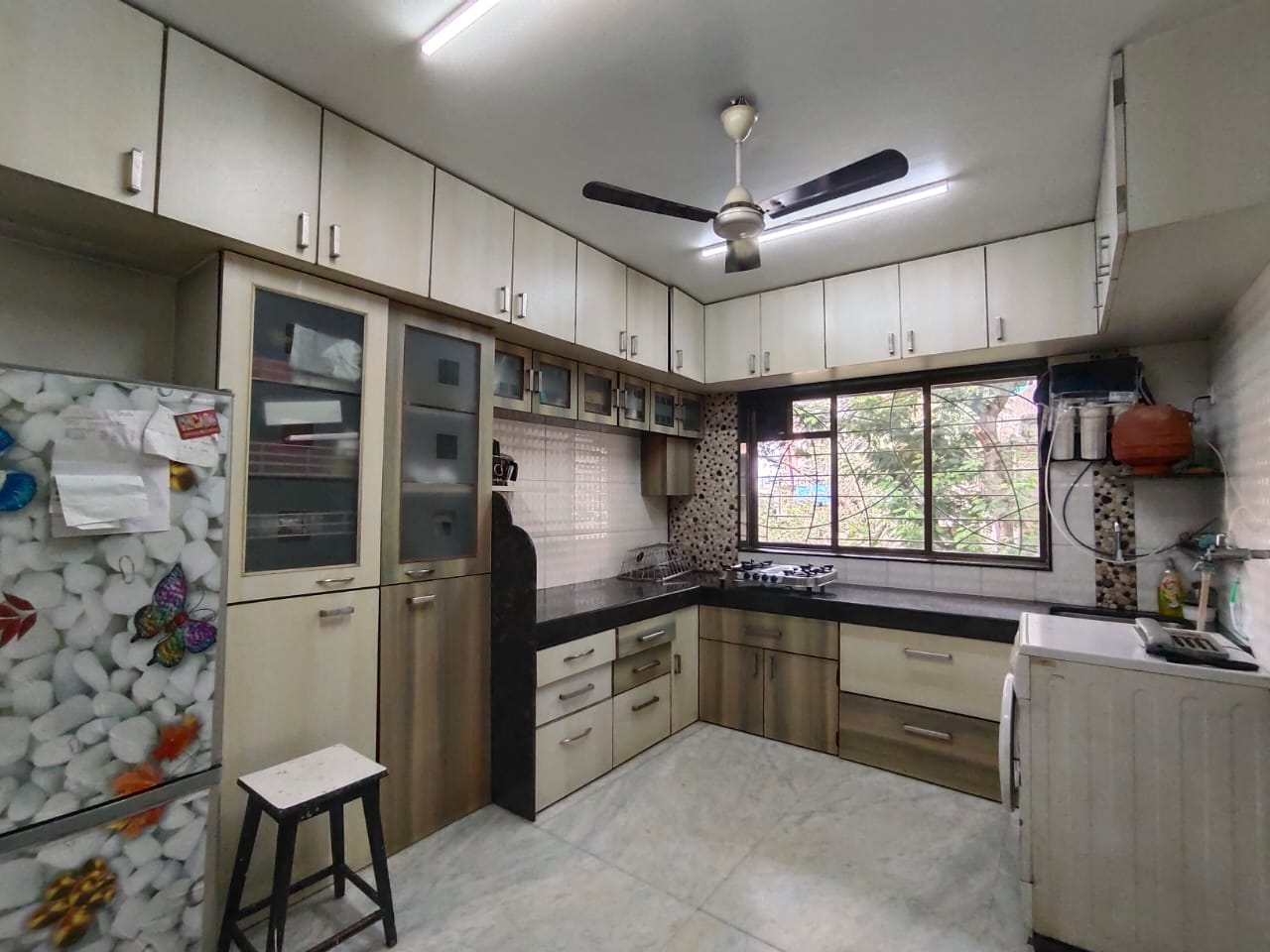 2 BHK Apartment for Rent in Shahid Bhagat Singh Road Mumbai