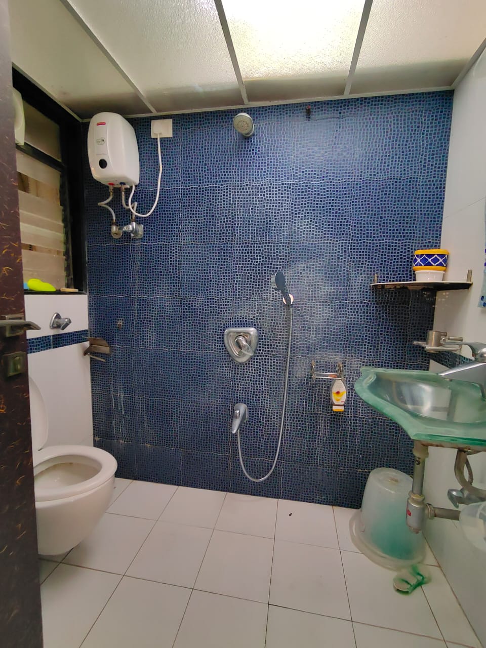 2 BHK Apartment for Rent in Shahid Bhagat Singh Road Mumbai