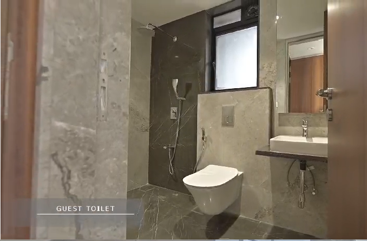 4 BHK Penthouse for Sale in Santacruz West Mumbai